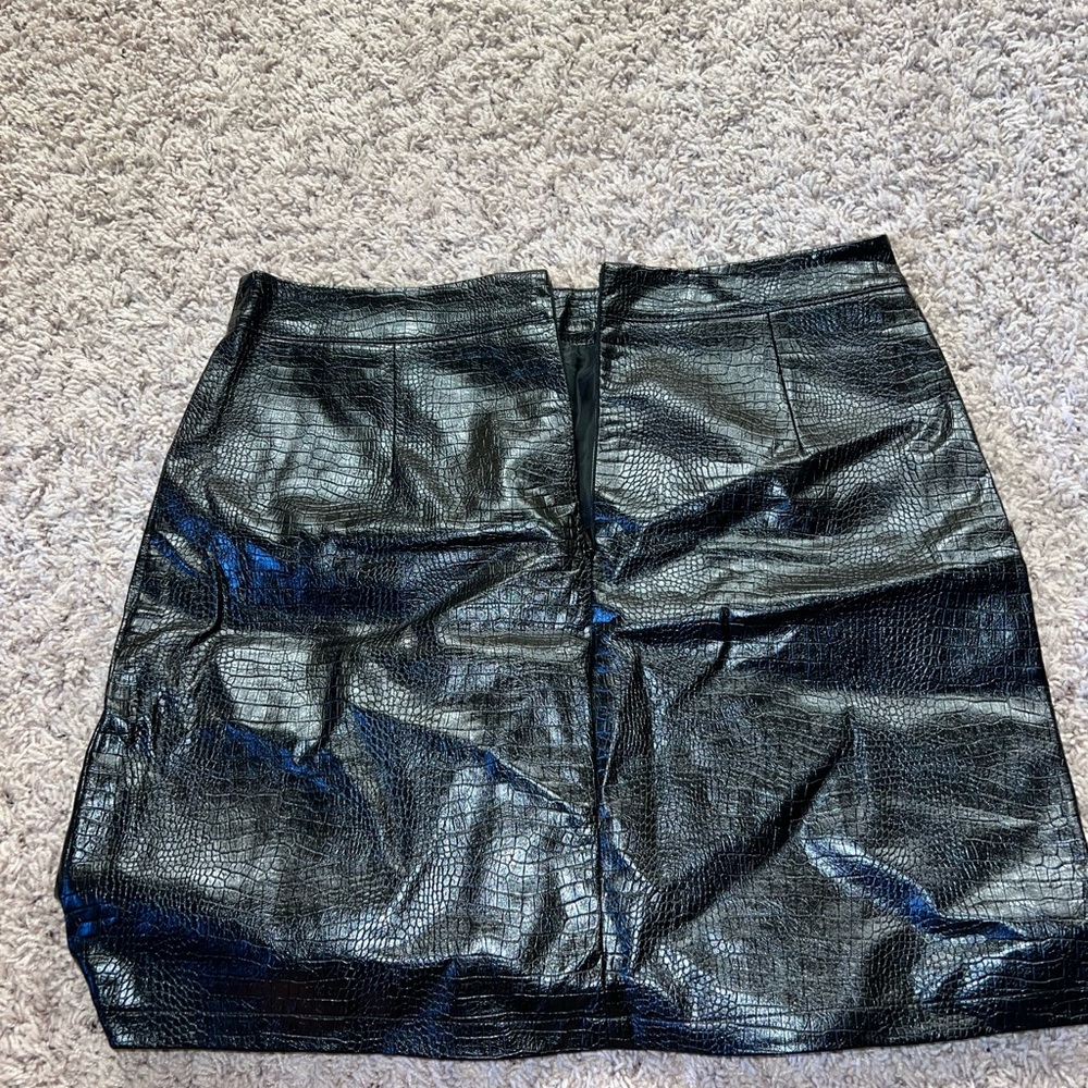 Black leather skirt large